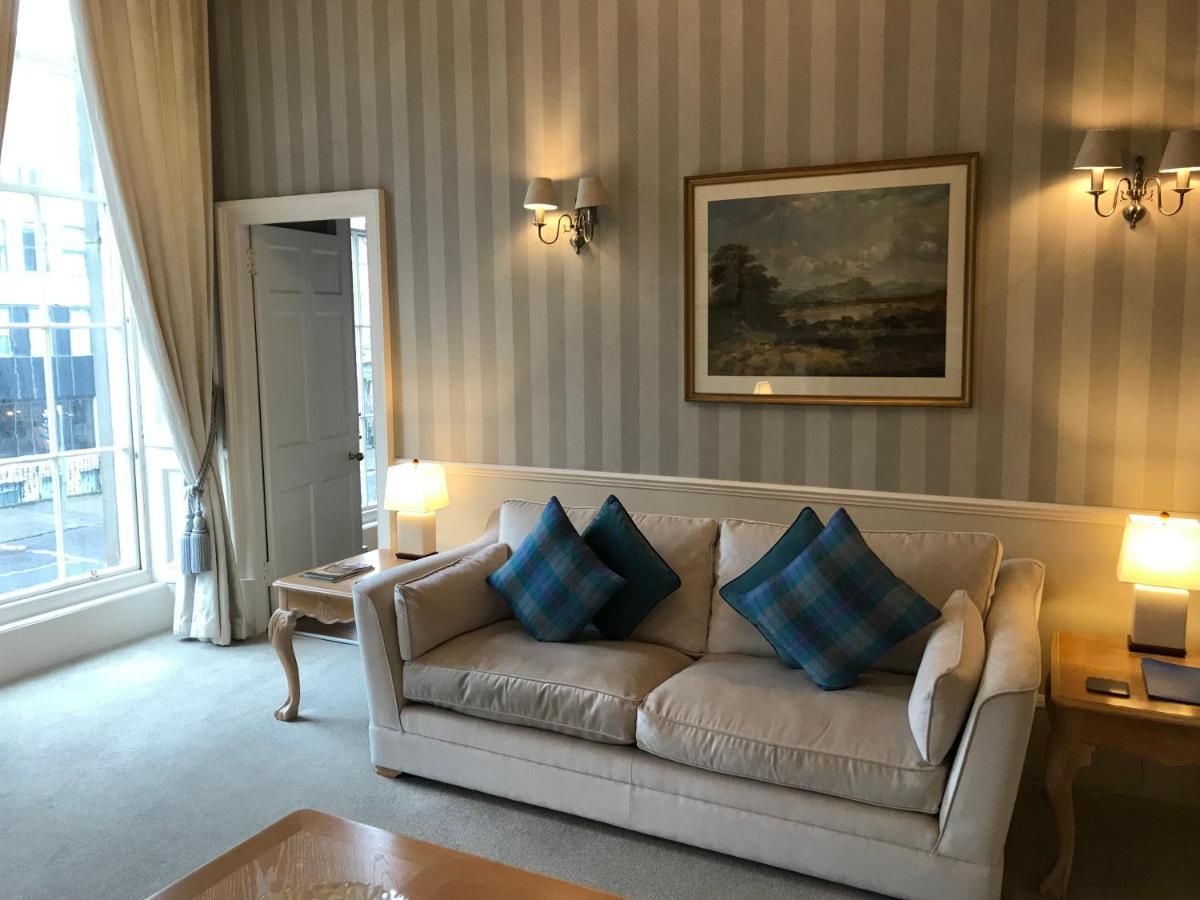 Escape To Edinburgh @ Albyn Place Bagian luar foto