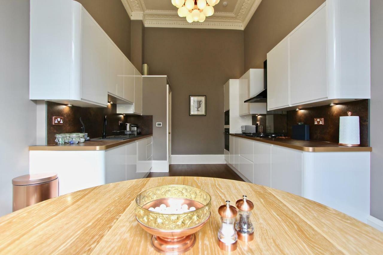 Escape To Edinburgh @ Albyn Place Bagian luar foto