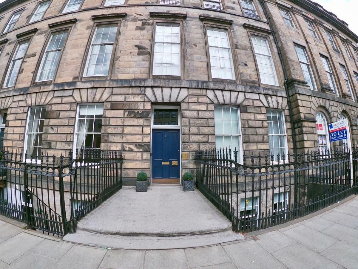 Escape To Edinburgh @ Albyn Place Bagian luar foto